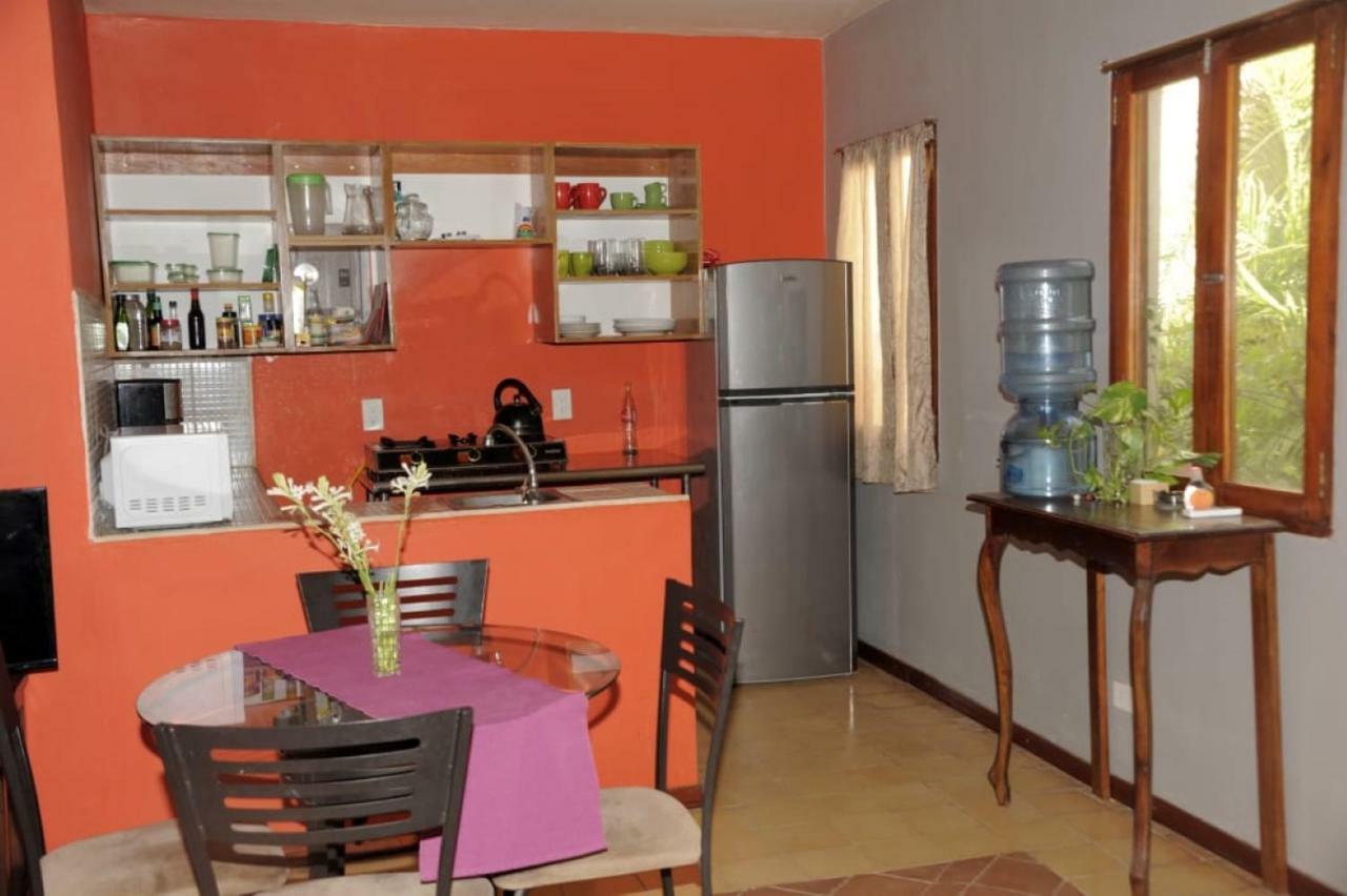 Casa Amarilla *